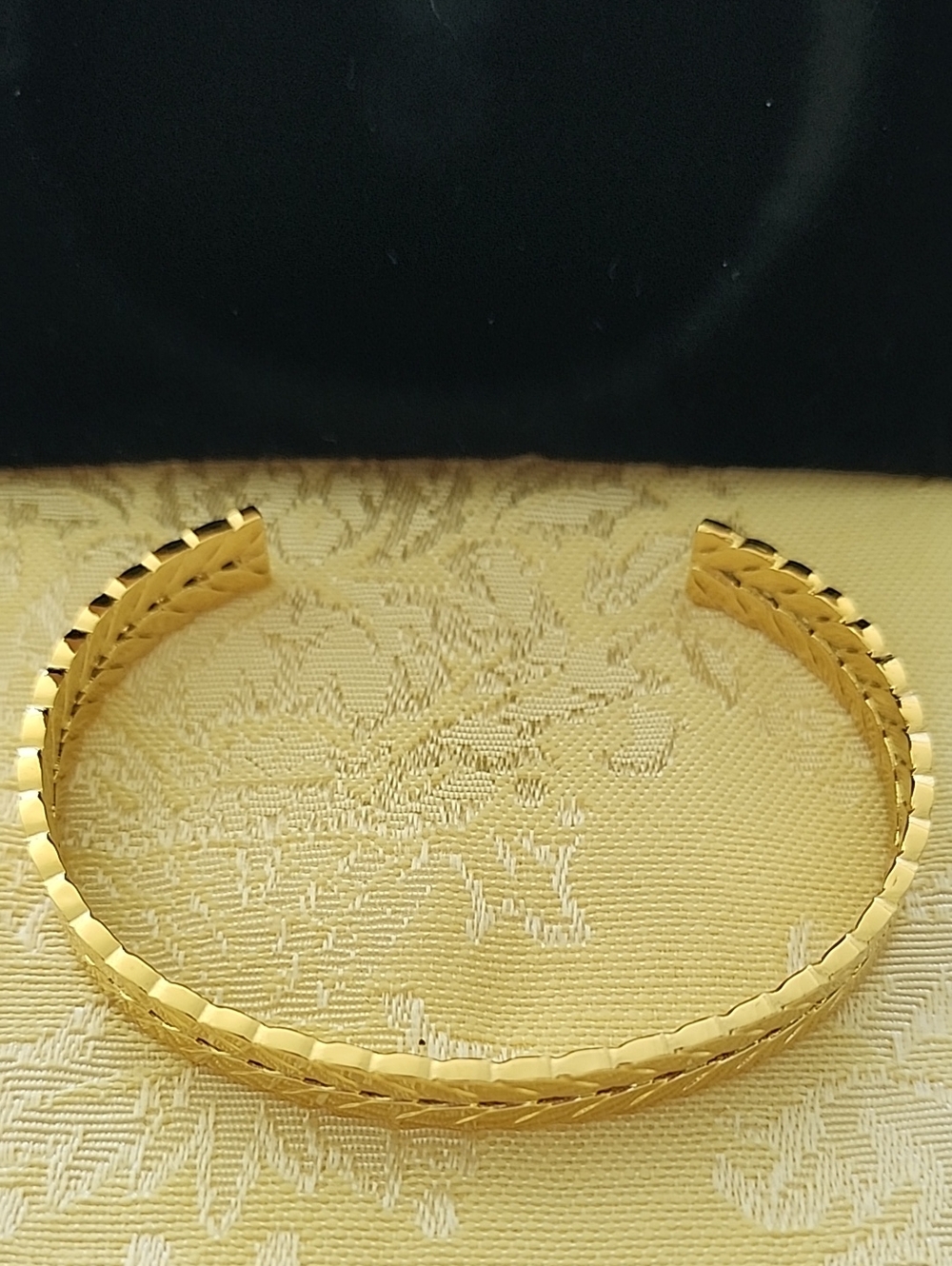 Open Goldtone Cuff Bracelet!